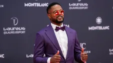 Patrice Evra tiene que posponer su debut en las artes marciales mixtas