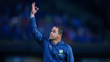 André Jardine presume el Tricampeonato tras ser expulsado en el Cruz Azul vs América