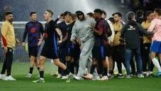 Espanyol encendió aspersores en título de Barcelona