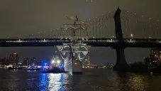 La embarcación sufrió daños después del choque