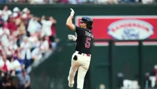 Alek Thomas conecta su primer cuadrangular de la temporada en derrota de Arizona ante Colorado