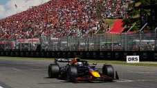 Verstappen se llevó la carrera en Imola