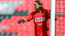 El guardameta también jugó con los Rojinegros