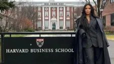 La empresaria hizo un pequeño festejo en su residencia.