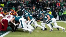 ¡Se queda el Tush Push! Propuesta de prohibición no recibe votos suficientes