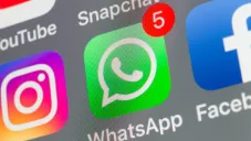 ¿Cómo activar el modo walkie-talkie en WhatsApp?