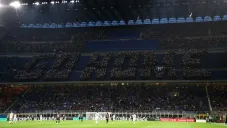 Afición de Milan protesta contra propietarios tras malos resultados: &quot;Váyanse a casa&quot;
