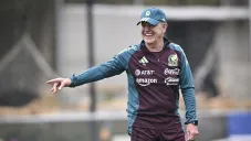 Javier Aguirre revela por qué usó gorra blanca en conferencia de prensa en 2010