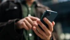 ¿Quieres letras de colores en WhatsApp? Te decimos cómo hacerlo seguro