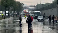 Lluvias CDMX: Metro sigue suspendido y todavía hay avenidas inundadas