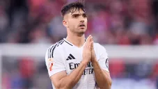 Raúl Asencio en juego con Real Madrid