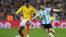 Argentina, con un hombre menos, rescata empate ante Colombia