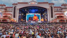 La fiesta grupera cambia de casa para establecerse en otro estado.