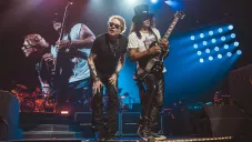 Será una noche llena de recuerdos con canciones que todos conocemos.