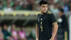 Gilberto Mora recibe emotivas palabras