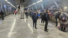 Lluvias en CDMX provocan cierre parcial de la Línea 8 del Metro