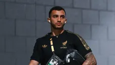 Luis Chávez es operado con éxito tras su rotura de ligamento