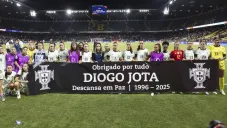 Diogo Jota recibe homenaje durante la Euro Femenil