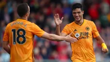 Raúl Jiménez publica emotiva despedida para Diogo Jota, su excompañero en Wolves