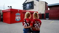 Fanáticos de Liverpool despiden a Jota