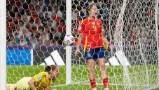 España golea a Italia y avanza a Cuartos de Final