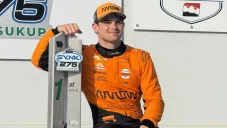 'Pato' O'Ward triunfa en Iowa en su carrera 100 en IndyCar