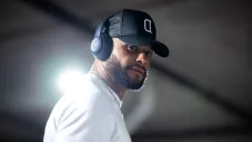 Dak Prescott 'cambia de deporte' a una semana de iniciar el campamento de entrenamiento