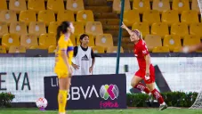 ¡Debut y gol! Eugénie Le Sommer se estrena como goleadora de Toluca en empate ante Tigres