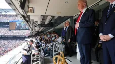 Redes se burlan del presidente de EU