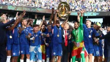 Palmer se hace ‘viral’ en momento incómodo con Trump