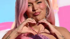 Karol G lanza becas para mujeres en Latinoamérica en ciencia y tecnología