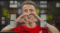 Mural de Diogo Jota en Anfield