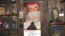 ¿Quién es Annabelle, la muñeca poseída más temida del mundo?