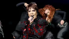 La cantante afirma que las entradas de sus conciertos serán válidas para el otro año.