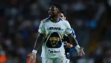 Álvaro Angulo fue expulsado ante Querétaro tras dura entrada