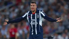 ¿Confirma salida de Deossa? Torrent esquiva pregunta sobre futuro del colombiano