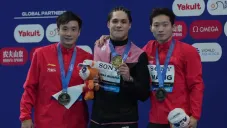 ¡Oro para Osmar Olvera! El mexicano gana en trampolín de tres metros en el Mundial de Singapur