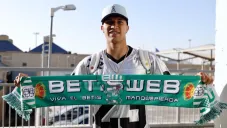 ¡Adiós Monterrey! Nelson Deossa aterriza en Sevilla para reportar con Betis