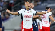 Exdirectivo de Chivas pide la salida de Chicharito Hernández