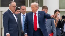 Trump crea fuerza de trabajo para los Juegos Olímpicos de Los Ángeles 2028