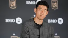 &quot;Es una auténtica leyenda&quot;, Heung-min Son elogia a Carlos Vela y aspira a igualarlo en LAFC