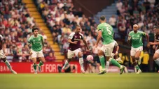 Todos los jugadores recordaron a Ozzy en su entrada al campo
