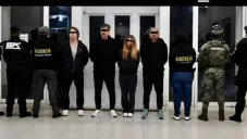 Liberan a “Lord Pádel” por amparo; su esposa e hijo continuarán en prisión