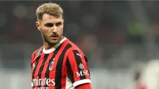 ¿Adiós Santiago Giménez? Milan está por cerrar el fichaje de Victor Boniface