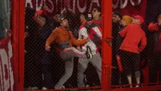 Periodista argentino compara violencia en el futbol mexicano y argentino