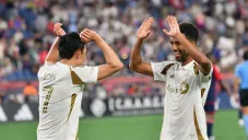 Son en su debut con LAFC