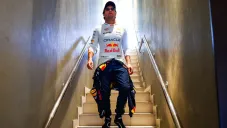 Checo Pérez se lanza contra Red Bull tras presentación con Cadillac