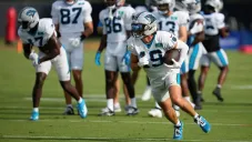 Vikings recuperan al veterano Thielen en un intercambio con Panthers