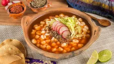 ¿Por qué los mexicanos comen pozole el 15 de septiembre?
