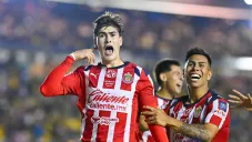 Chivas se impone al América